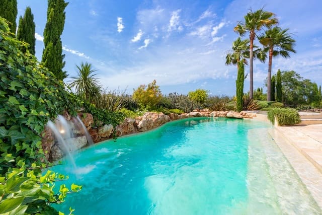 4 bedroom Finca/Country House for sale in Sencelles with pool garage - € 2,950,000 (Ref: 8352017)