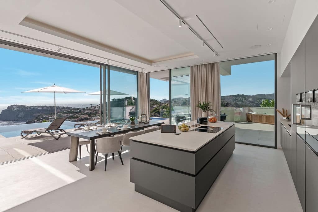 6 sypialnia Willa na sprzedaż w Puerto de Andratx z basenem garażem - 12 800 000 € (Ref: 8352041)