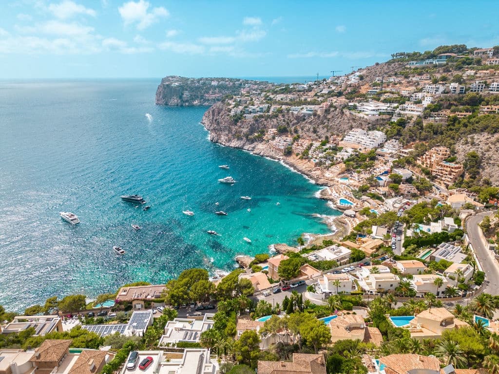 6 sypialnia Willa na sprzedaż w Puerto de Andratx z basenem garażem - 12 800 000 € (Ref: 8352041)