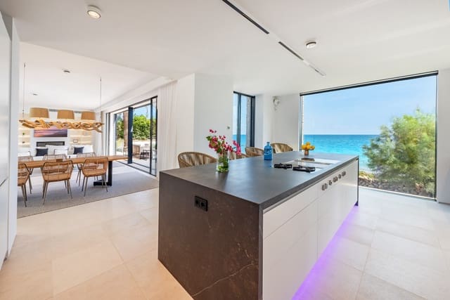 4 soveværelse Villa til salg i Port Verd, Son Servera med swimmingpool garage - € 6.250.000 (Ref: 8352047)