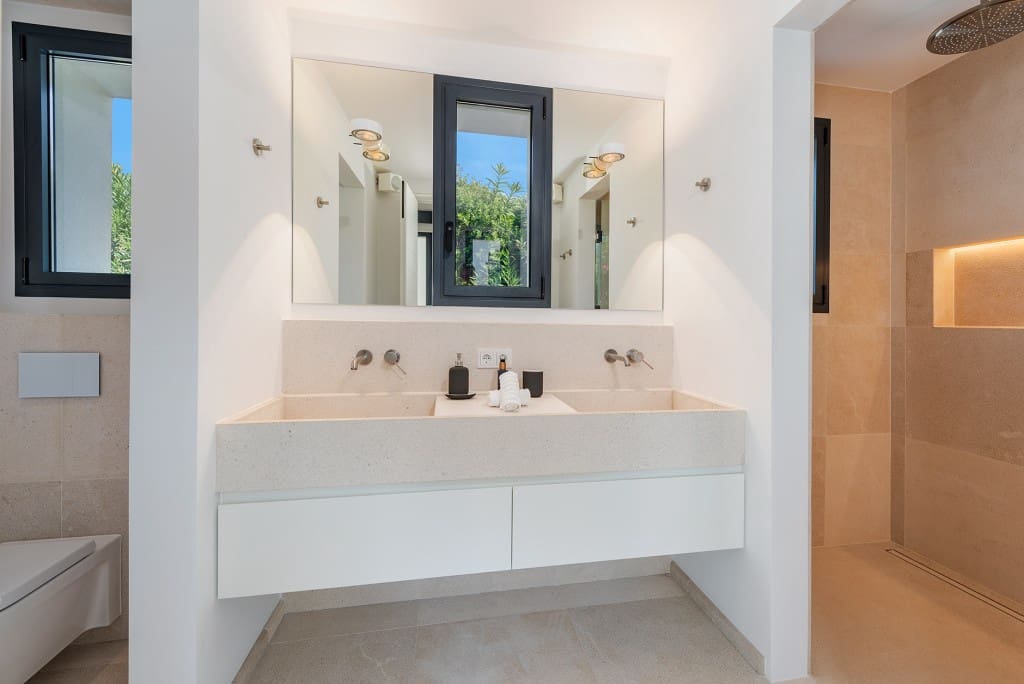 4 soveværelse Villa til salg i Port Verd med swimmingpool garage - € 6.250.000 (Ref: 8352047)