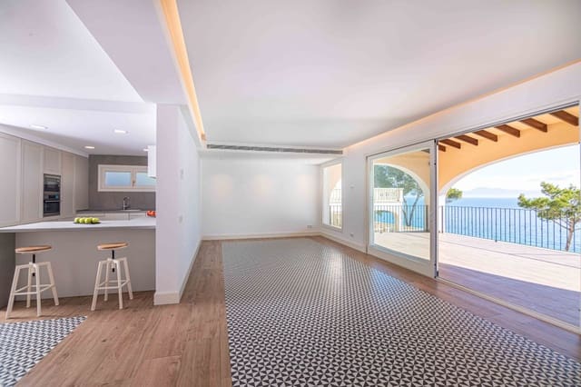 6 soveværelse Villa til salg i Alcúdia med swimmingpool garage - € 4.300.000 (Ref: 8352086)