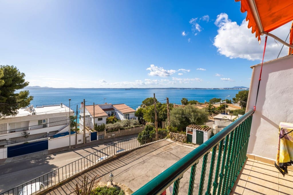 2 bedroom Townhouse for sale in Alcudia with garage - € 590,000 (Ref: 8352094)