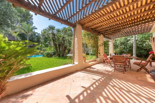 Chalet de 3 habitaciones en Mal Pas-Bon Aire, Alcúdia en venta con piscina garaje - 1.950.000 € (Ref: 8352098)