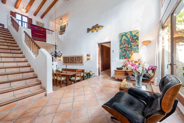 Chalet de 3 habitaciones en Mal Pas-Bon Aire, Alcúdia en venta con piscina garaje - 1.950.000 € (Ref: 8352098)