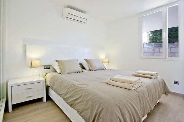 Apartamento de 2 habitaciones en Puerto de Andratx, Andratx en venta con piscina - 540.000 € (Ref: 8419382)