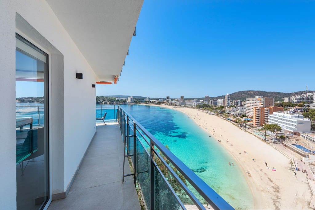 3 bedroom Apartment for sale in Palmanova with pool garage - € 995,000 (Ref: 8428584)