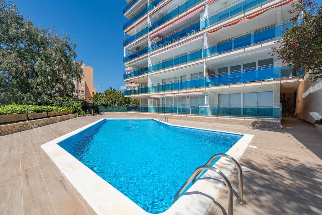 3 bedroom Apartment for sale in Palmanova with pool garage - € 995,000 (Ref: 8428584)