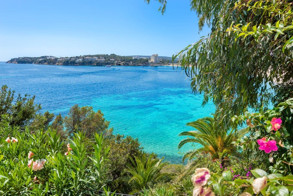 3 bedroom Apartment for sale in Palmanova with pool garage - € 995,000 (Ref: 8428584)