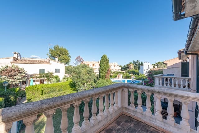 3 soveværelse Byhus til salg i Port de Pollença, Pollensa / Pollença med swimmingpool - € 695.000 (Ref: 8564609)