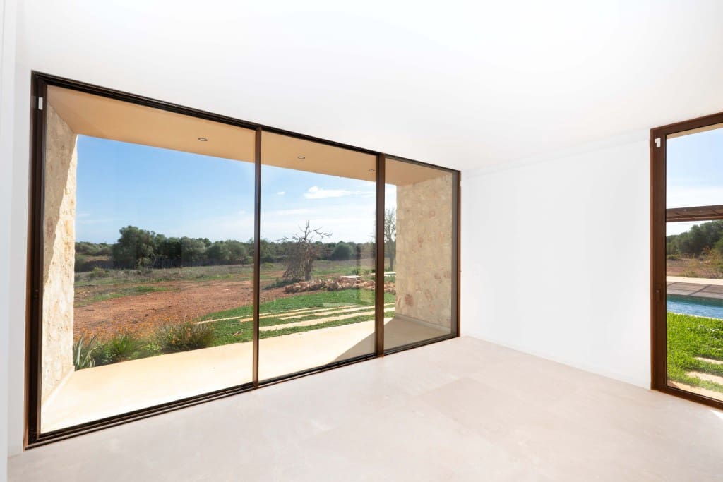 6 soveværelse Finca/Landehus til salg i Ses Salines med swimmingpool - € 2.950.000 (Ref: 8574145)