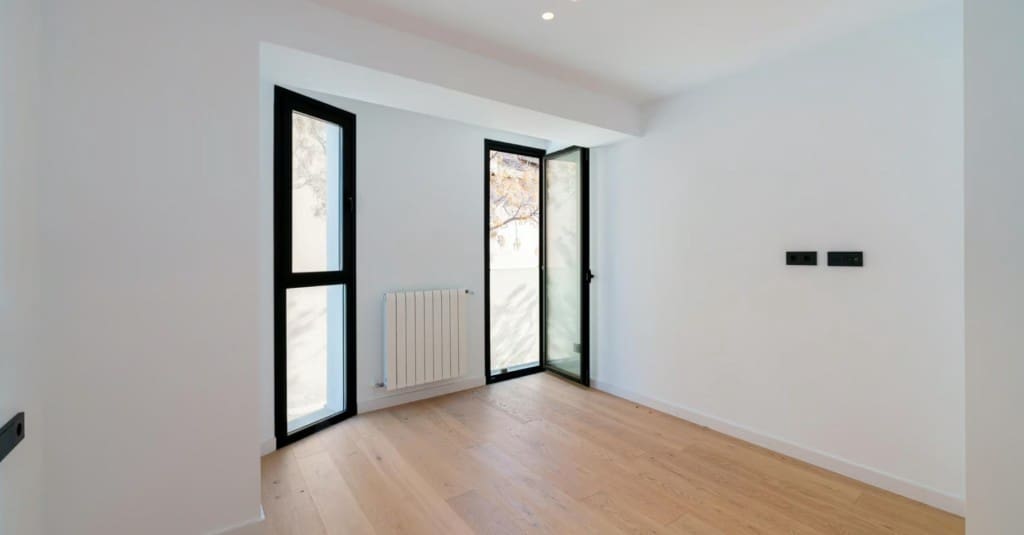 4 soveværelse Byhus til salg i Es Molinar / El Molinar med garage - € 3.980.000 (Ref: 8576366)