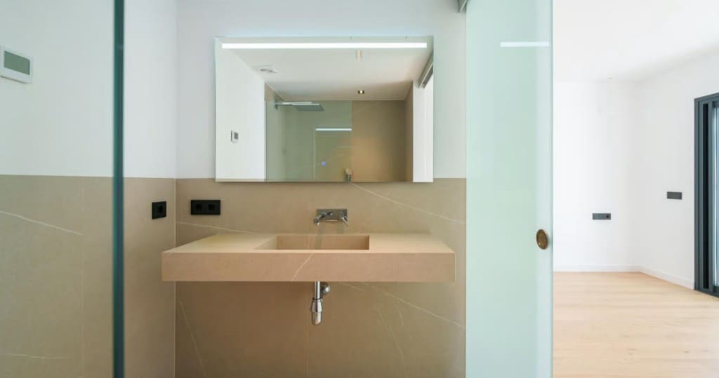 4 soveværelse Byhus til salg i Es Molinar / El Molinar med garage - € 3.980.000 (Ref: 8576366)