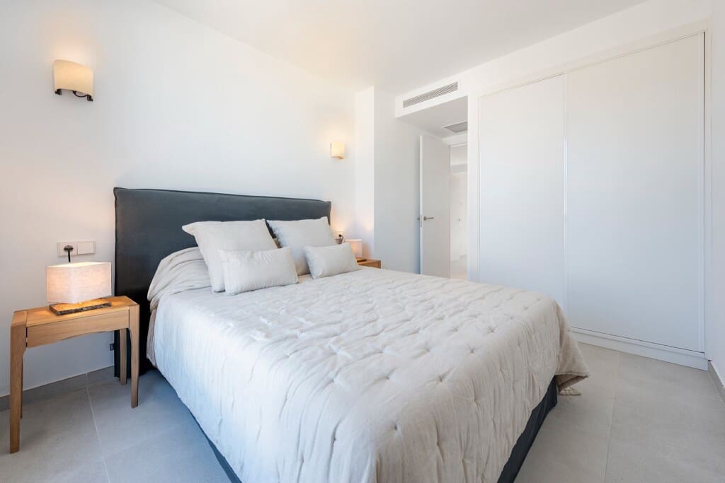 3 bedroom Townhouse for sale in Puerto de Alcudia with pool - € 740,000 (Ref: 8599327)