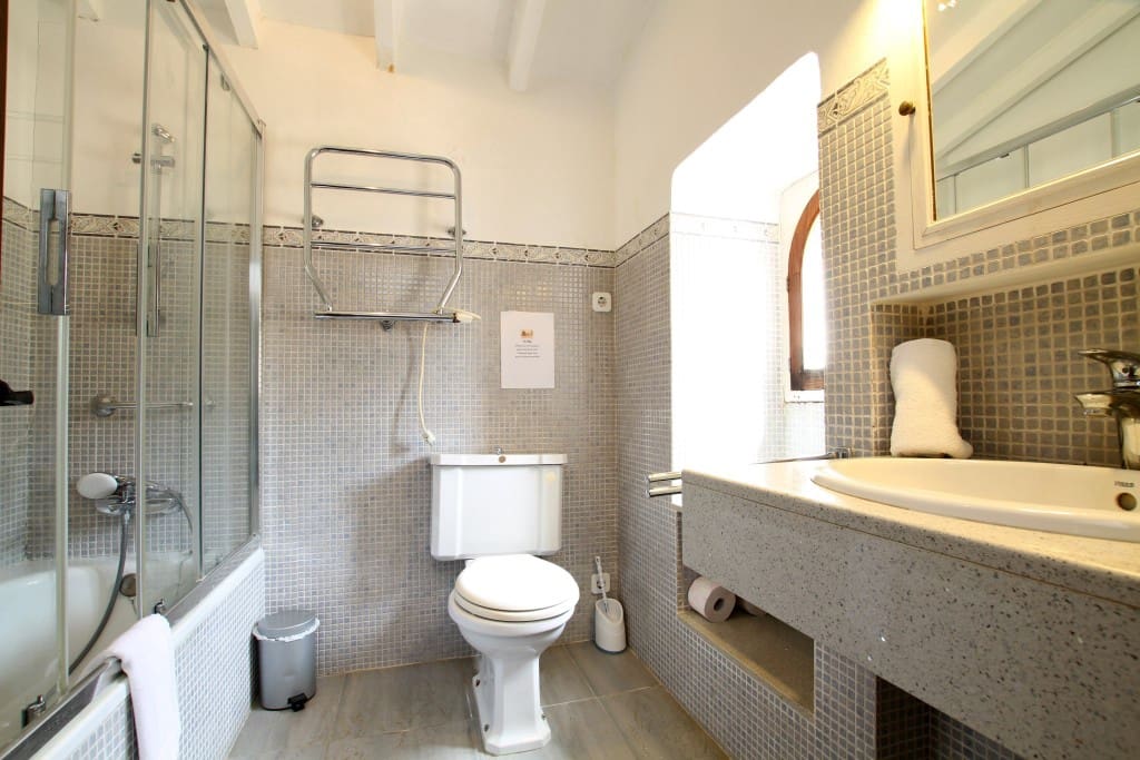 7 soveværelse Finca/Landehus til salg i Pollensa / Pollenca med swimmingpool garage - € 2.650.000 (Ref: 8599341)