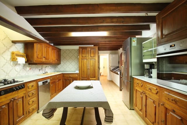 7 soveværelse Finca/Landehus til salg i Port de Pollença, Pollensa / Pollença med swimmingpool garage - € 2.650.000 (Ref: 8599341)