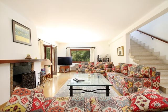 7 soveværelse Finca/Landehus til salg i Port de Pollença, Pollensa / Pollença med swimmingpool garage - € 2.650.000 (Ref: 8599341)