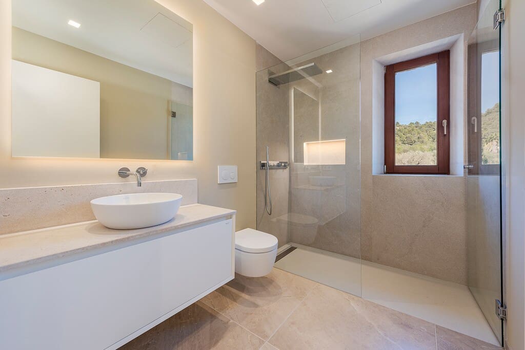 7 bedroom Finca/Country House for sale in Alaro with pool garage - € 9,950,000 (Ref: 8599342)