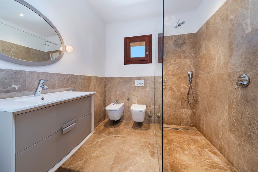 5 soveværelse Finca/Landehus til salg i Cala Murada med swimmingpool garage - € 3.890.000 (Ref: 8599351)