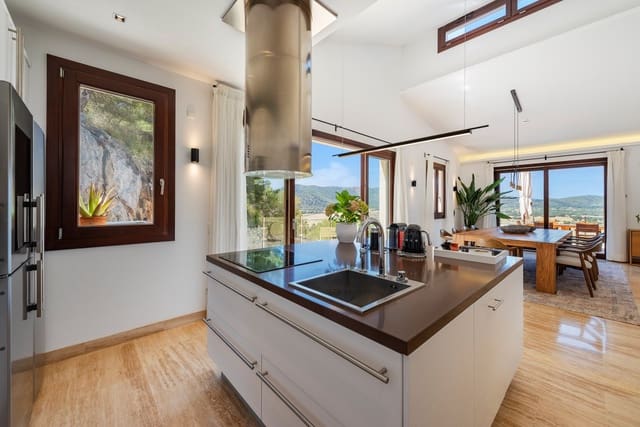 5 soverom Villa til salgs i Canyamel, Capdepera med svømmebasseng - € 2 800 000 (Ref: 8599352)