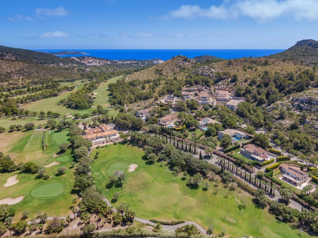 5 soveværelse Villa til salg i Canyamel med swimmingpool - € 2.800.000 (Ref: 8599352)