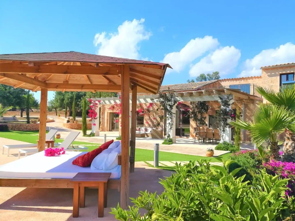 5 slaapkamer Finca/Landhuis te koop in Llucmajor met zwembad garage - € 2.980.000 (Ref: 8599377)