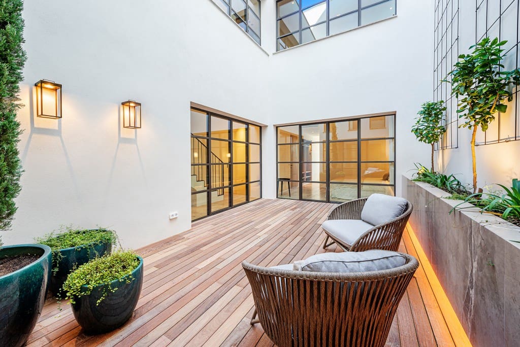 4 soveværelse Byhus til salg i Portocolom med swimmingpool - € 3.300.000 (Ref: 8619733)