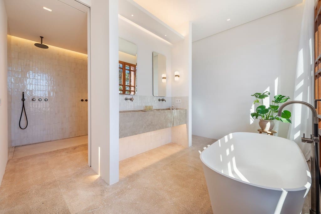 4 soveværelse Byhus til salg i Portocolom med swimmingpool - € 3.300.000 (Ref: 8619733)