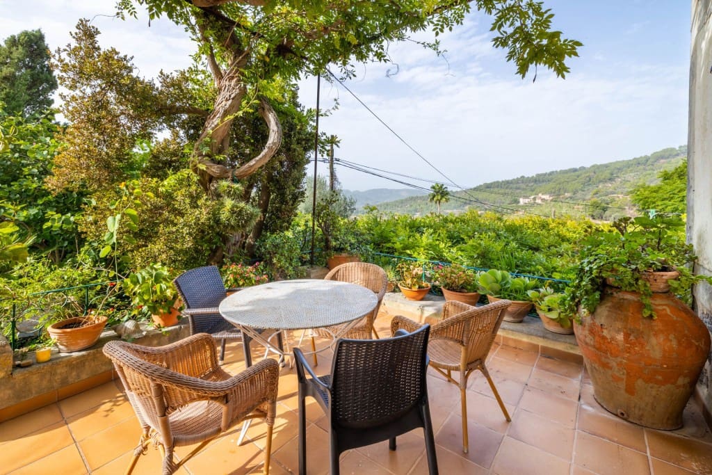 3 soveværelse Finca/Landehus til salg i Biniaraix med swimmingpool garage - € 2.300.000 (Ref: 8648064)