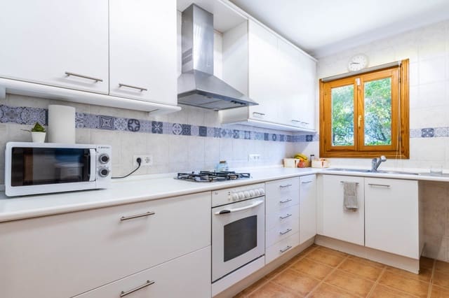 4 soveværelse Byhus til salg i Port de Pollença, Pollensa / Pollença med swimmingpool - € 575.000 (Ref: 8687380)