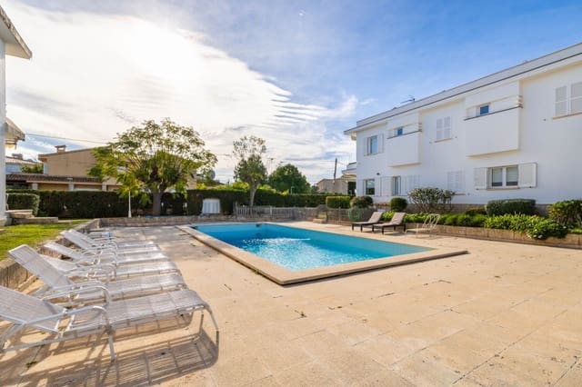 3 bedroom Villa for sale in Port de Pollença, Pollensa / Pollença with pool - € 1,485,000 (Ref: 8696226)