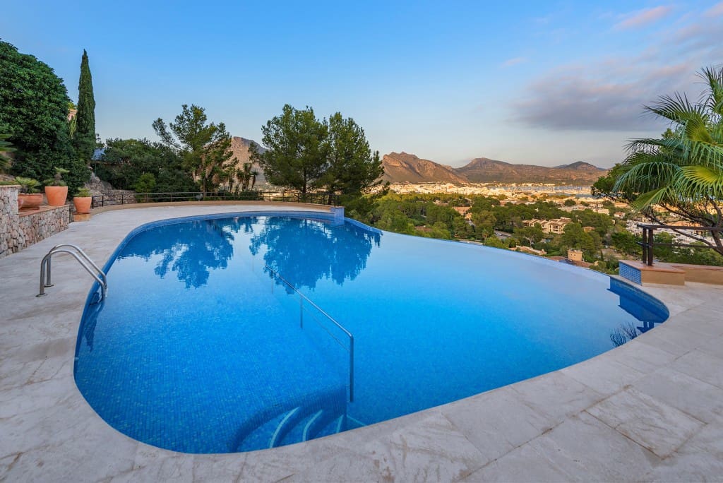 8 sypialnia Willa na sprzedaż w Pollensa / Pollenca z basenem - 2 380 000 € (Ref: 8701703)