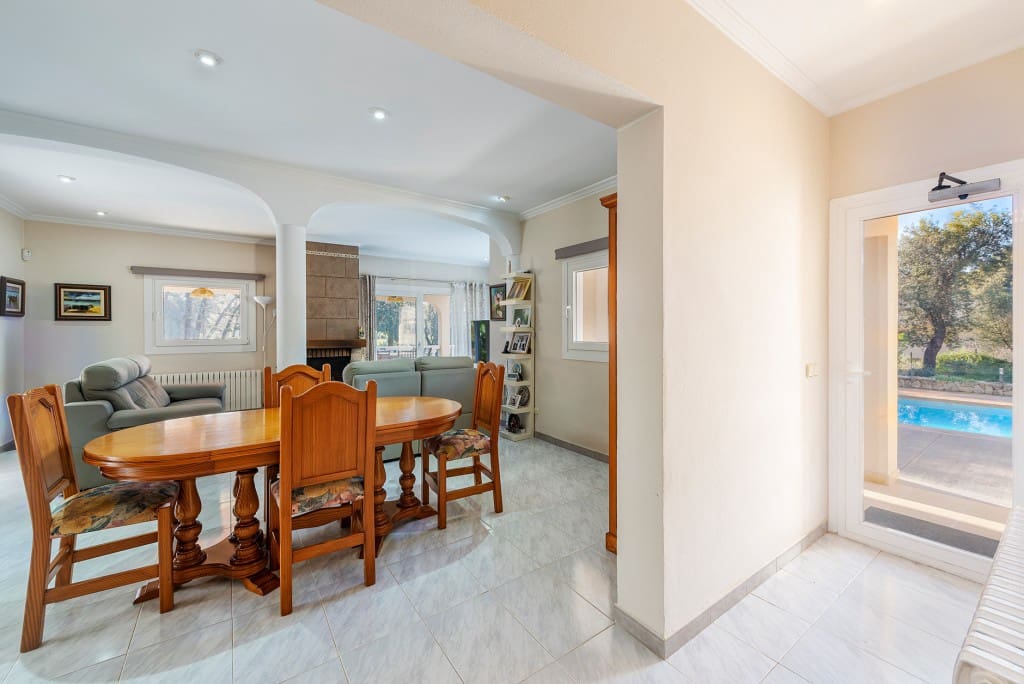 5 soveværelse Villa til salg i Pollensa / Pollenca med swimmingpool garage - € 1.425.000 (Ref: 8721805)