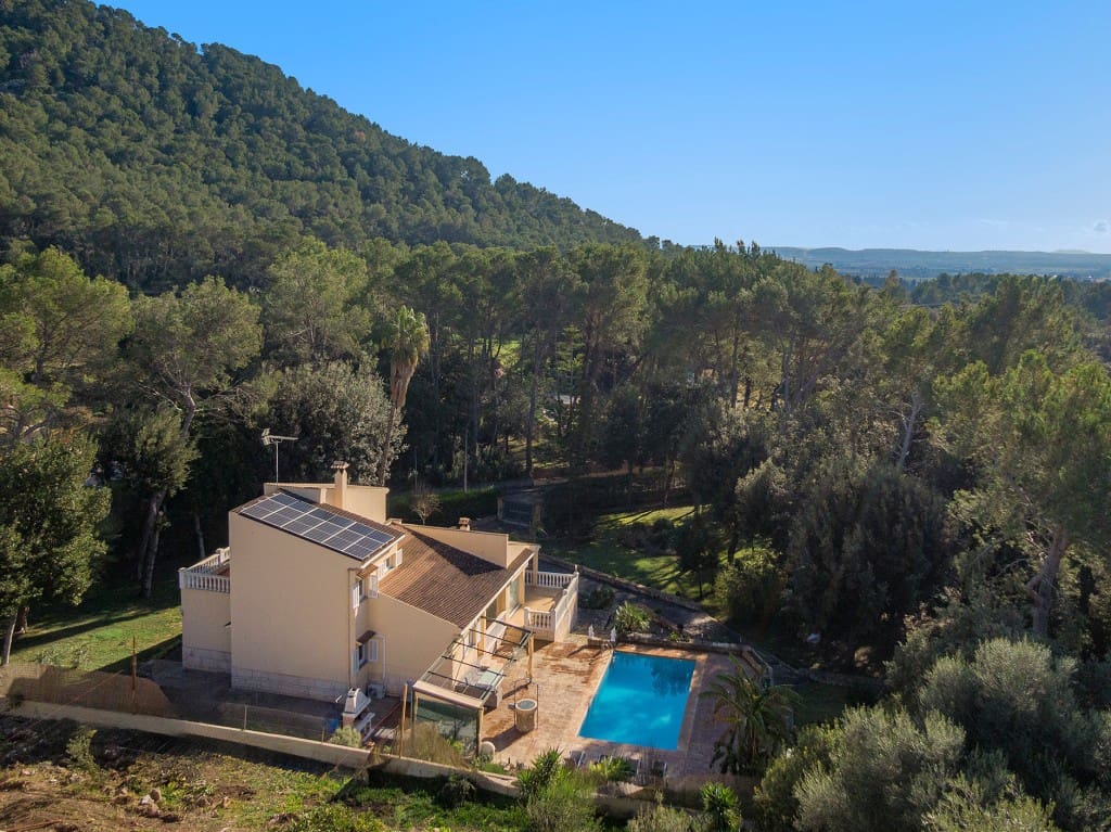 5 soveværelse Villa til salg i Pollensa / Pollenca med swimmingpool garage - € 1.425.000 (Ref: 8721805)