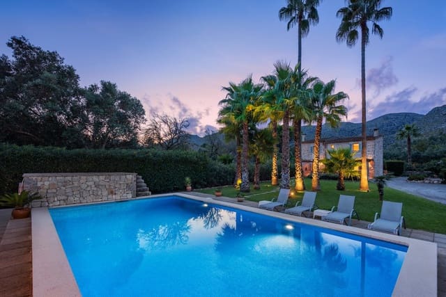 3 soveværelse Finca/Landehus til salg i Pollensa / Pollença med swimmingpool garage - € 1.950.000 (Ref: 8721806)