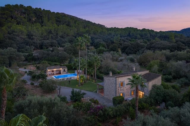 3 soveværelse Finca/Landehus til salg i Pollensa / Pollença med swimmingpool garage - € 1.950.000 (Ref: 8721806)