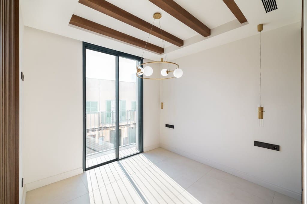 3 sypialnia Dom na sprzedaż w Portixol z basenem garażem - 3 250 000 € (Ref: 8747112)