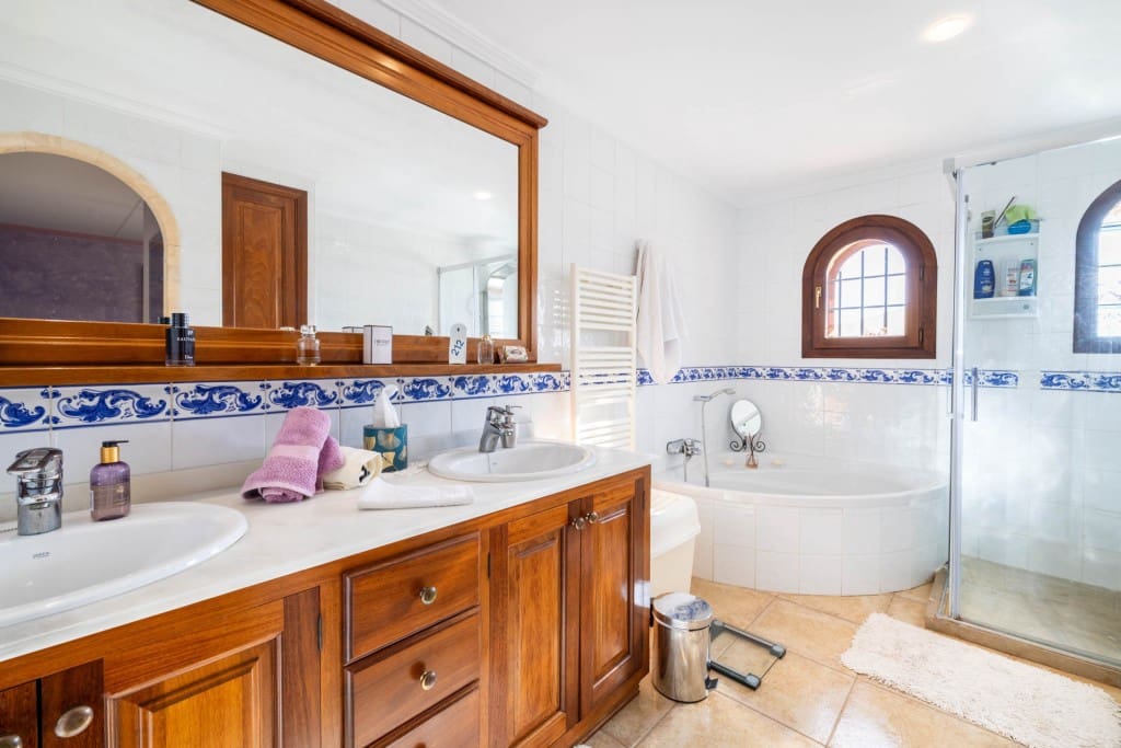 4 slaapkamer Finca/Landhuis te koop in Santa Margalida met zwembad garage - € 1.999.000 (Ref: 8766456)