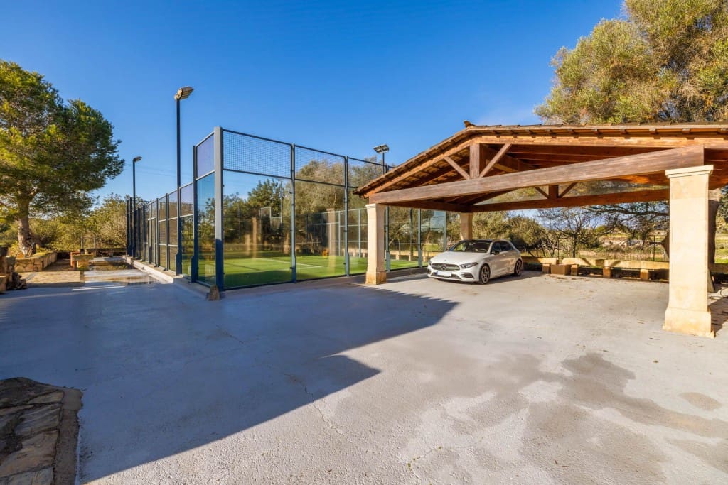 4 slaapkamer Finca/Landhuis te koop in Santa Margalida met zwembad garage - € 1.999.000 (Ref: 8766456)