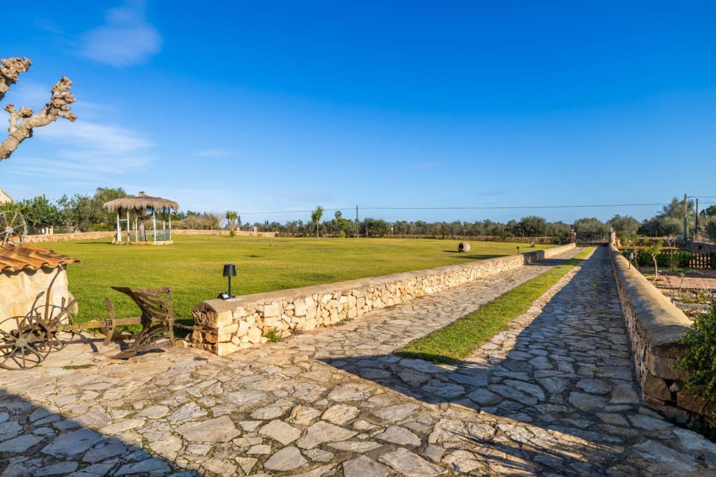 4 slaapkamer Finca/Landhuis te koop in Santa Margalida met zwembad garage - € 1.999.000 (Ref: 8766456)