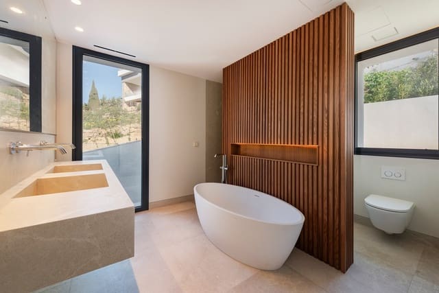 5 makuuhuone Huvila myytävänä paikassa Puerto de Andratx, Andratx mukana uima-altaan - 7 850 000 € (Ref: 8769978)