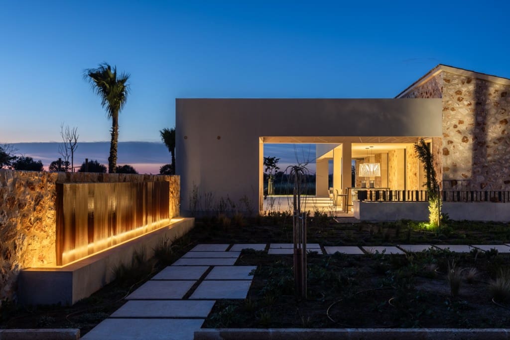 4 soveværelse Finca/Landehus til salg i Santanyi med swimmingpool garage - € 7.500.000 (Ref: 8777813)