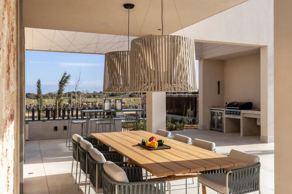 4 soveværelse Finca/Landehus til salg i Santanyi med swimmingpool garage - € 7.500.000 (Ref: 8777813)