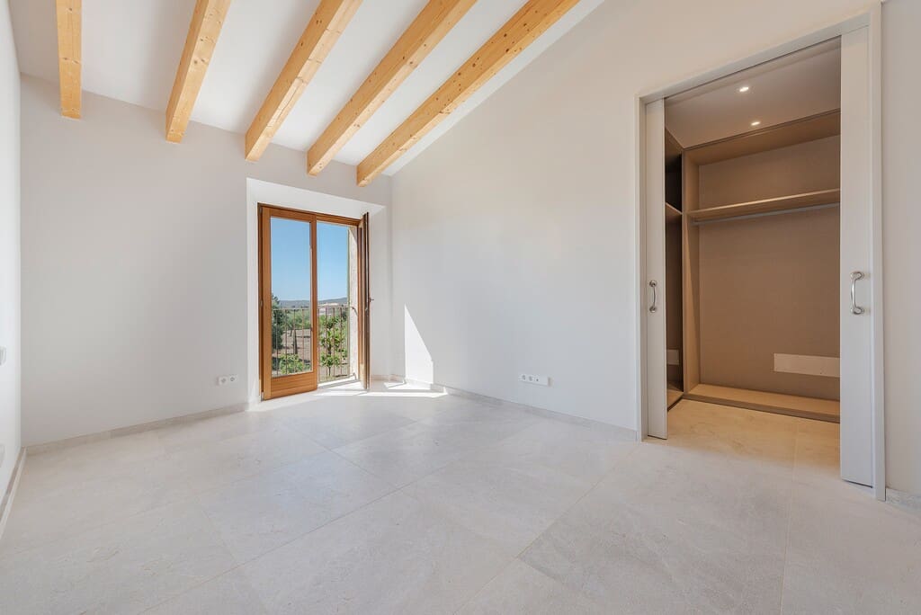 4 sypialnia Finka/Dom wiejski na sprzedaż w Alaro z basenem garażem - 4 900 000 € (Ref: 8777814)