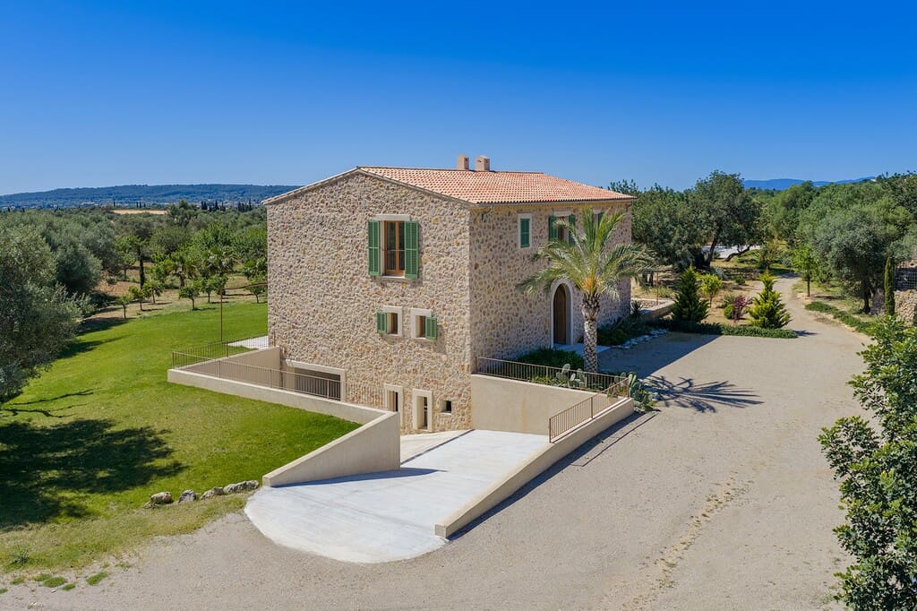 4 sypialnia Finka/Dom wiejski na sprzedaż w Alaro z basenem garażem - 4 900 000 € (Ref: 8777814)