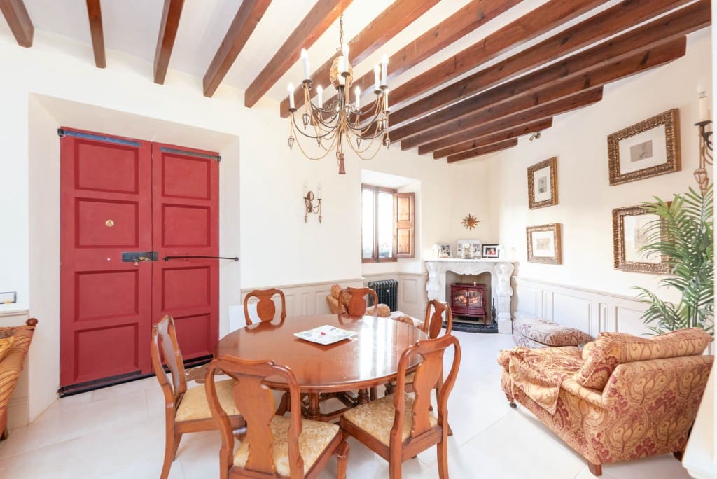 4 soveværelse Byhus til salg i Calvia med garage - € 1.795.000 (Ref: 8783484)