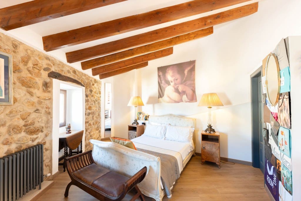 4 soveværelse Byhus til salg i Calvia med garage - € 1.795.000 (Ref: 8783484)