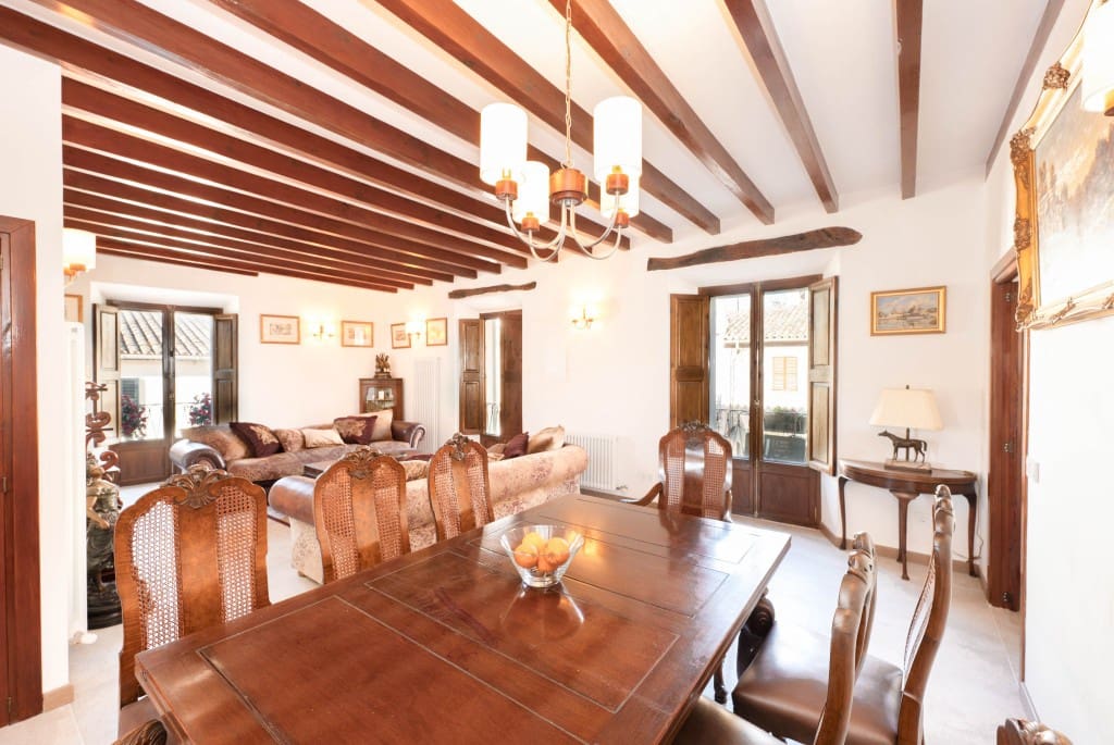 4 soveværelse Byhus til salg i Calvia med garage - € 1.795.000 (Ref: 8783484)