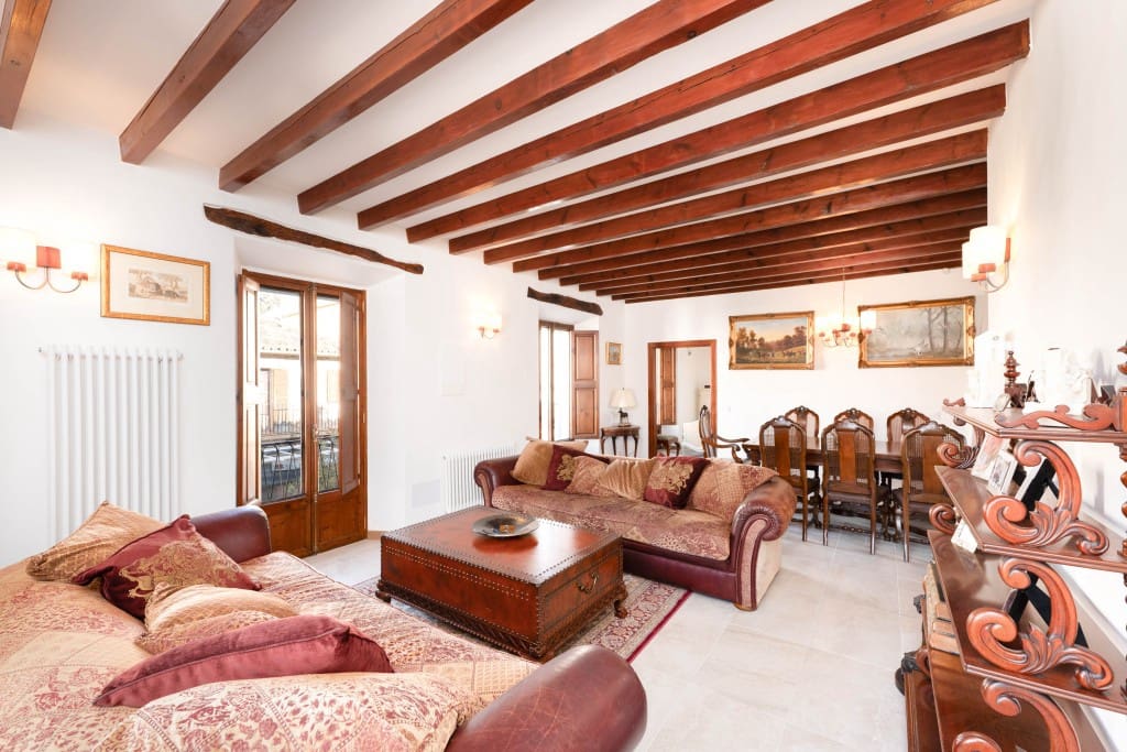 4 soveværelse Byhus til salg i Calvia med garage - € 1.795.000 (Ref: 8783484)