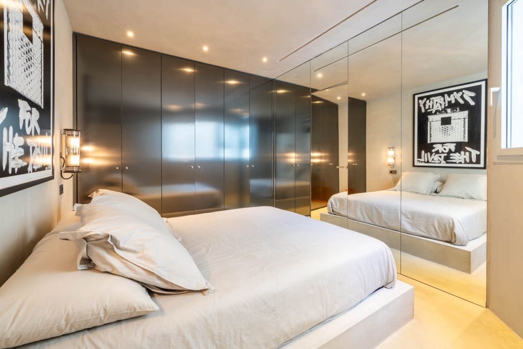 2 soverom Hus til salgs i Puerto de Alcudia med svømmebasseng garasje - € 1 100 000 (Ref: 8791788)